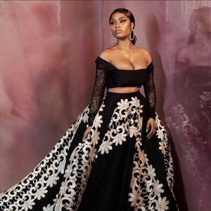 Meet your Posher, Jade